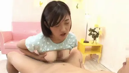 たくしあげおっぱいでパイズリ！