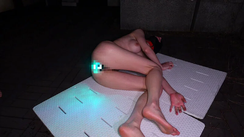 浣腸した後M女は放置プレイされて…