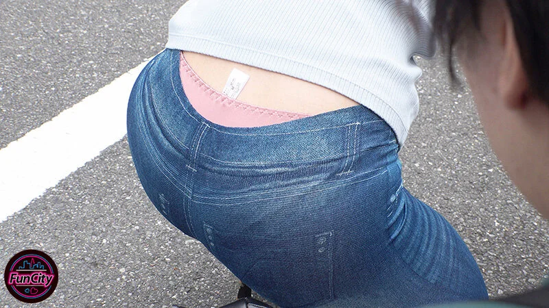 パンティチラリ！