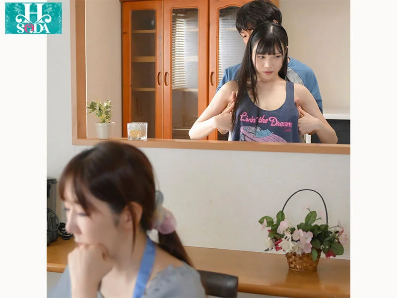 乳首責めしながら立ちバック！