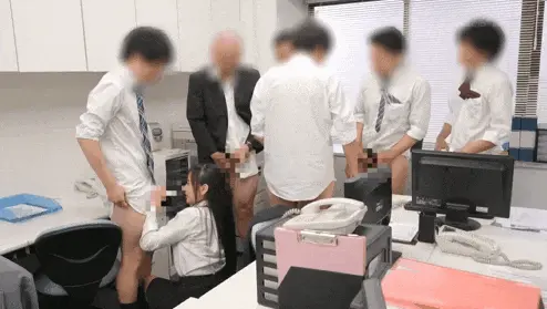 美女が順番にフェラチオ！