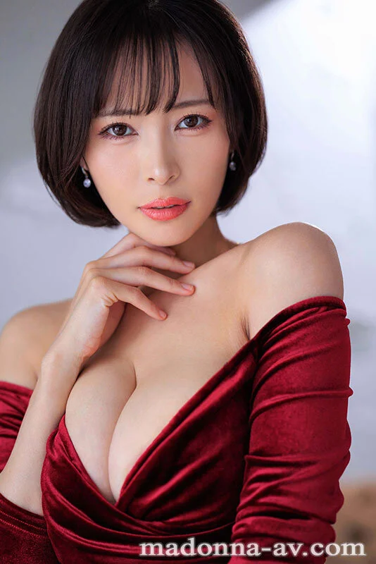 谷間がセクシー！