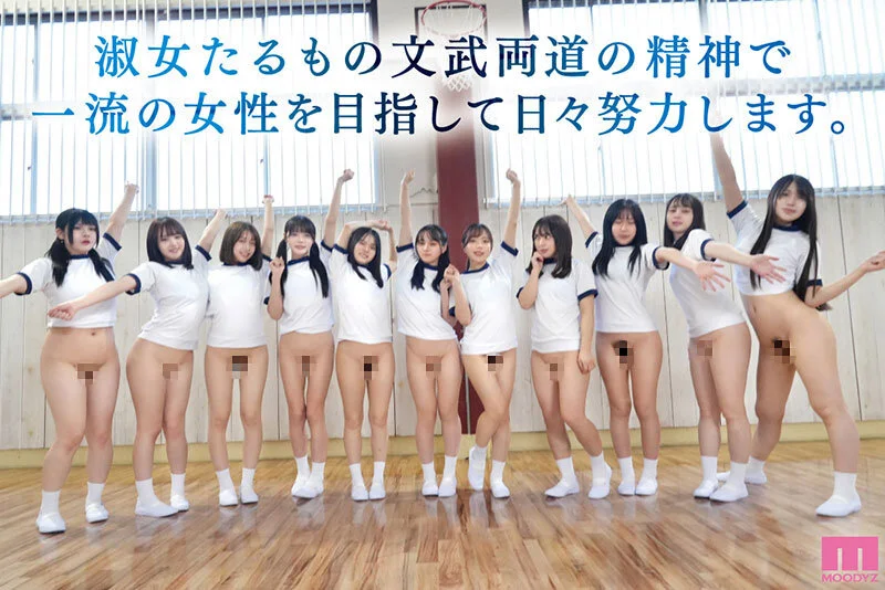 ノーパン女子校生が集合！