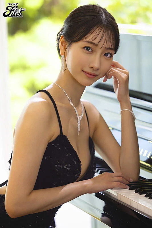 【抜けるエロ画像】美人ピアニストや激しいセックスなど！（27枚）