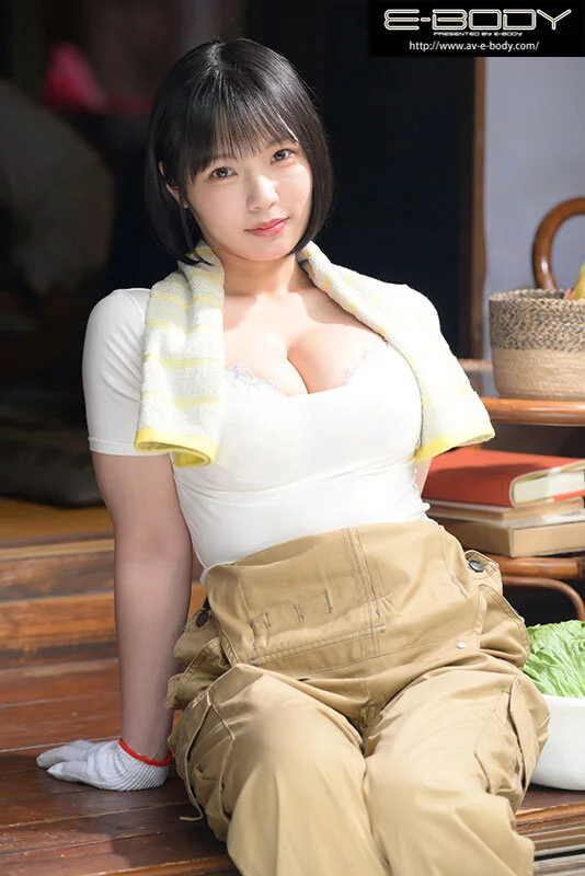 谷間がそそる！