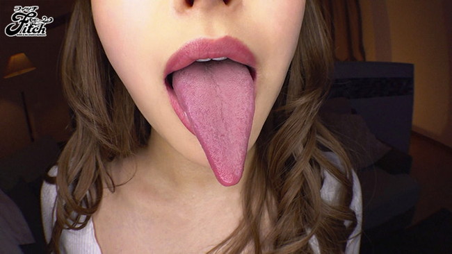 長い舌を観察！
