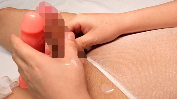 オナニーするニューハーフの画像8枚目